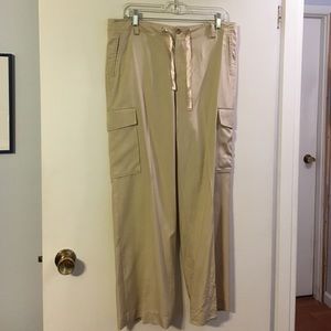 Banana Republic 100% Silk Full Cargo Pants Stone 8